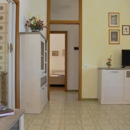 Appartamento Ilde By Interhome